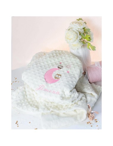 Manta Bordada con Buhos.