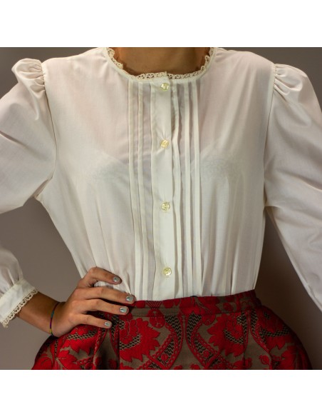 Camisa lorzas señora beige.