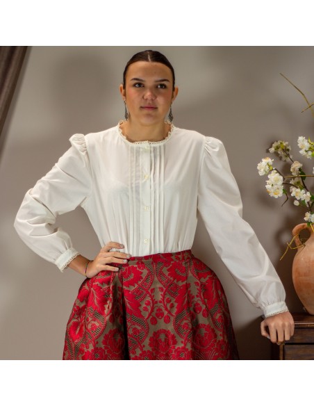 Camisa lorzas señora beige.