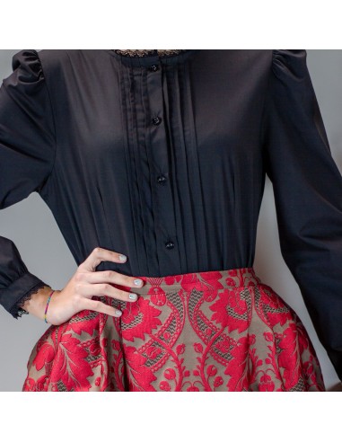 Camisa lorzas señora negra.