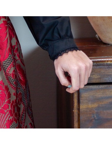 Camisa lorzas señora negra.