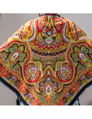 Manton Caceres Negro.