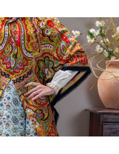 Manton Caceres Negro.