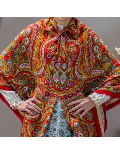 Manton Caceres Rojo. 2