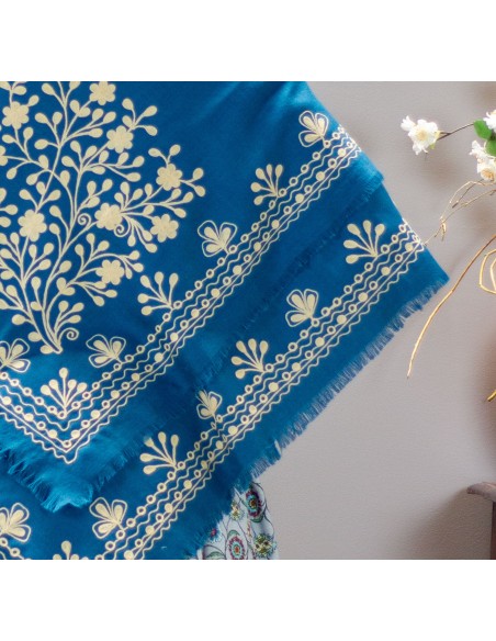 Mantón PLC104 Azul.