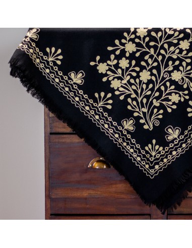 Mantón PLC104 Negro.