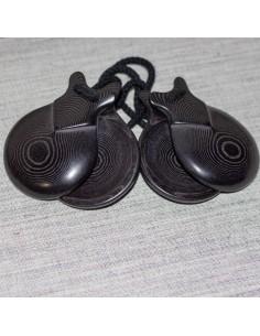 Castañuelas tela negra prensada