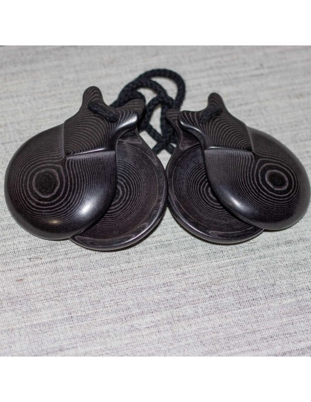 Castañuelas tela negra prensada