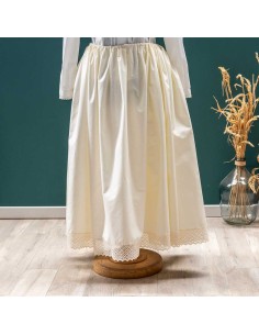 Enagüa cruda campesina.